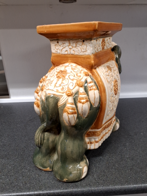 Vintage keramikfigur af elefant planteopsats